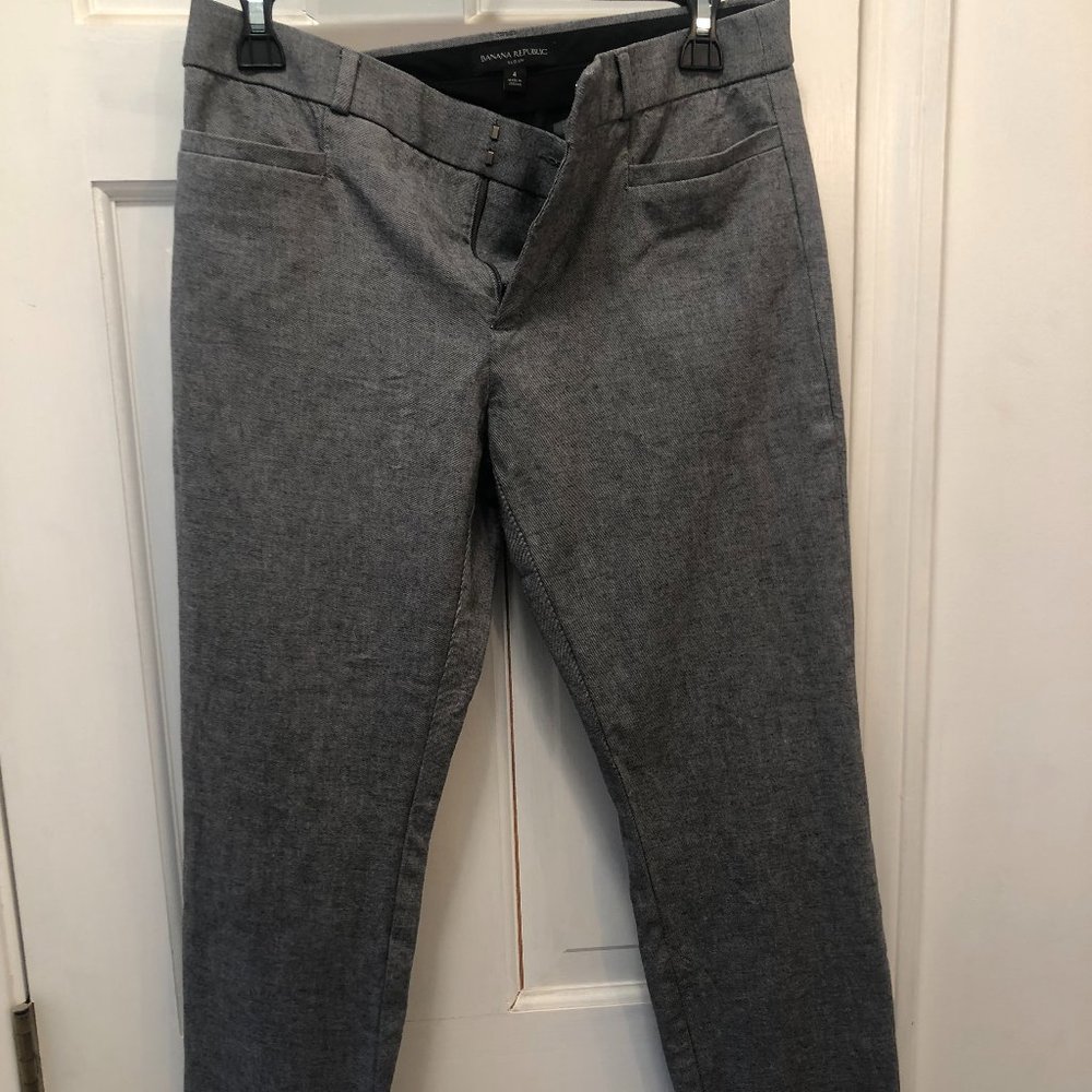 Banana Republic Sloan Pant in Grey, Size 4